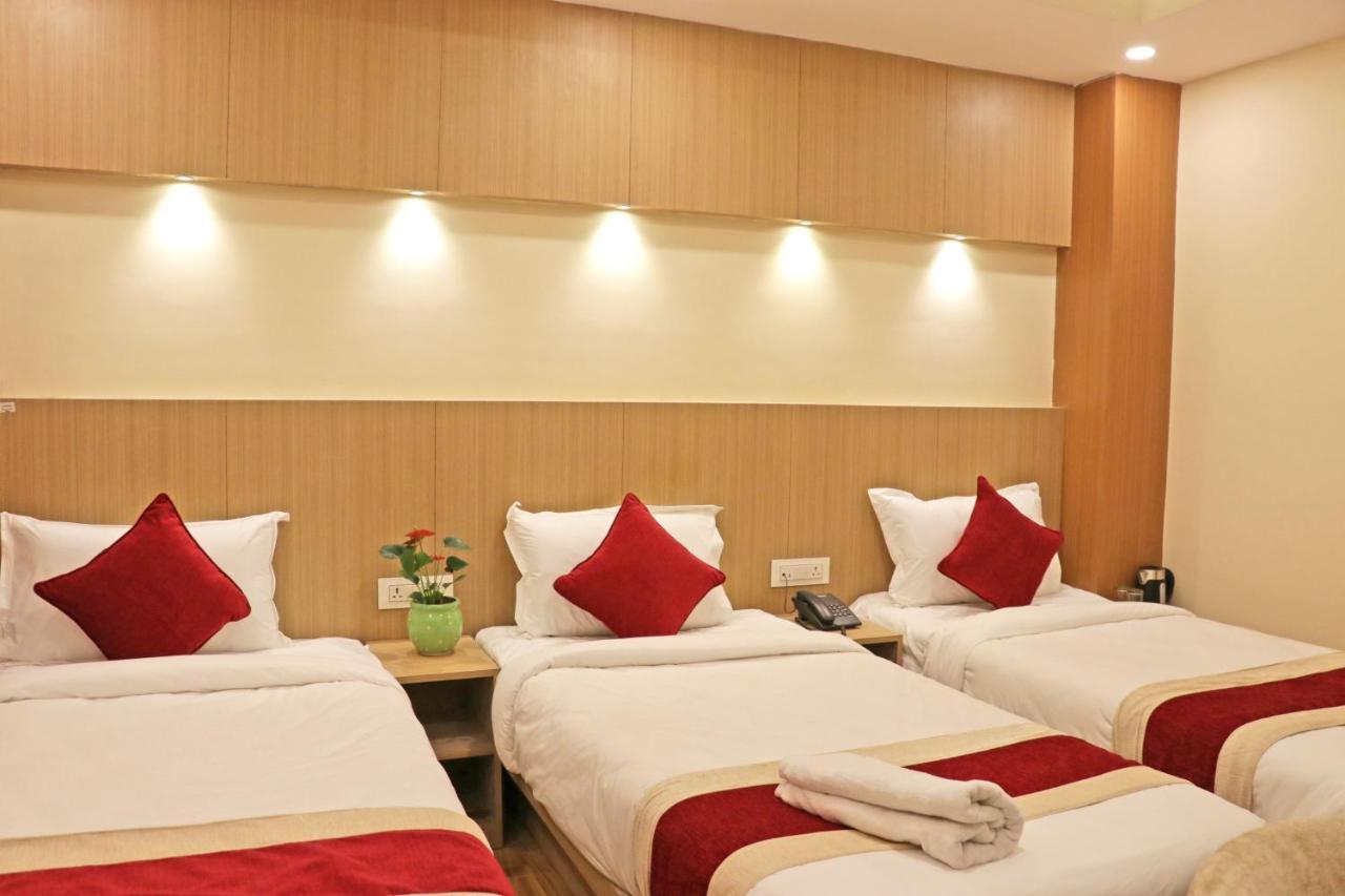 Hotel Nilakantha Pvt. Ltd Katmandu Dış mekan fotoğraf
