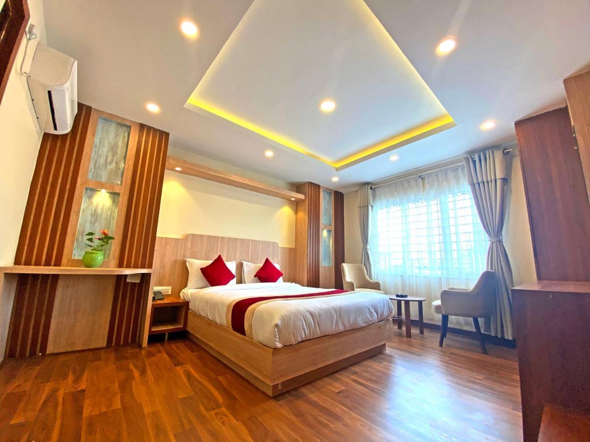 Hotel Nilakantha Pvt. Ltd Katmandu Dış mekan fotoğraf