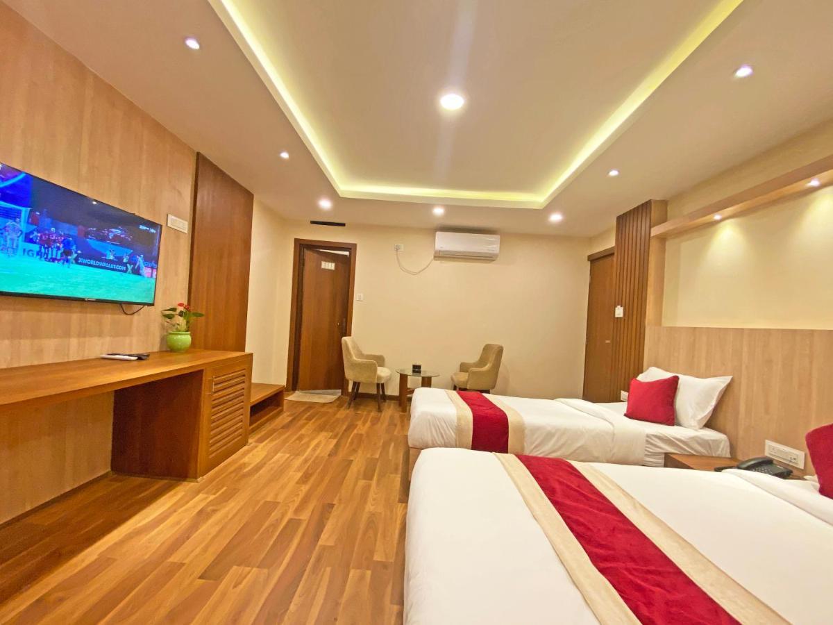 Hotel Nilakantha Pvt. Ltd Katmandu Dış mekan fotoğraf
