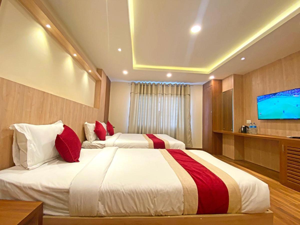 Hotel Nilakantha Pvt. Ltd Katmandu Dış mekan fotoğraf