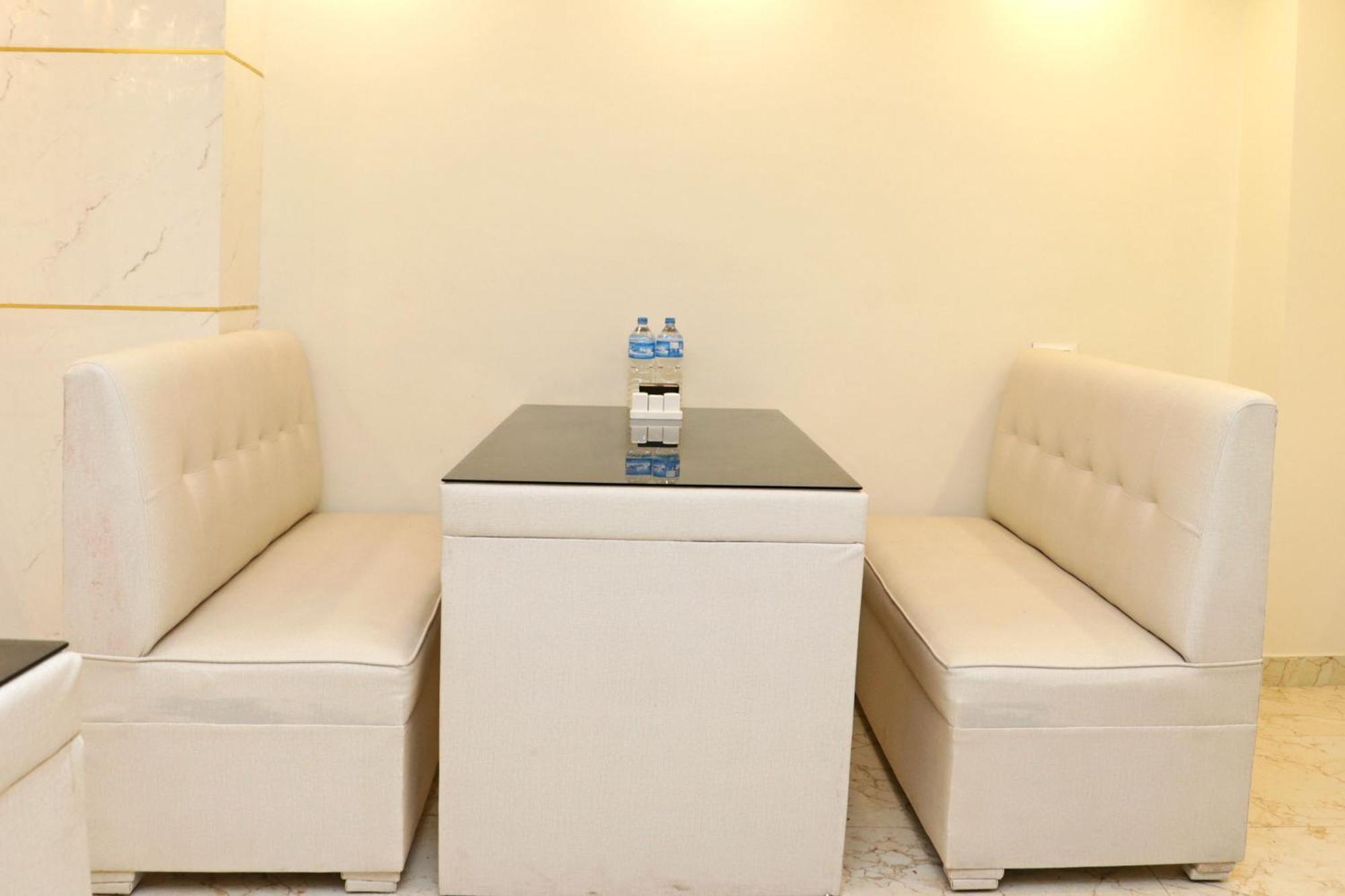 Hotel Nilakantha Pvt. Ltd Katmandu Dış mekan fotoğraf