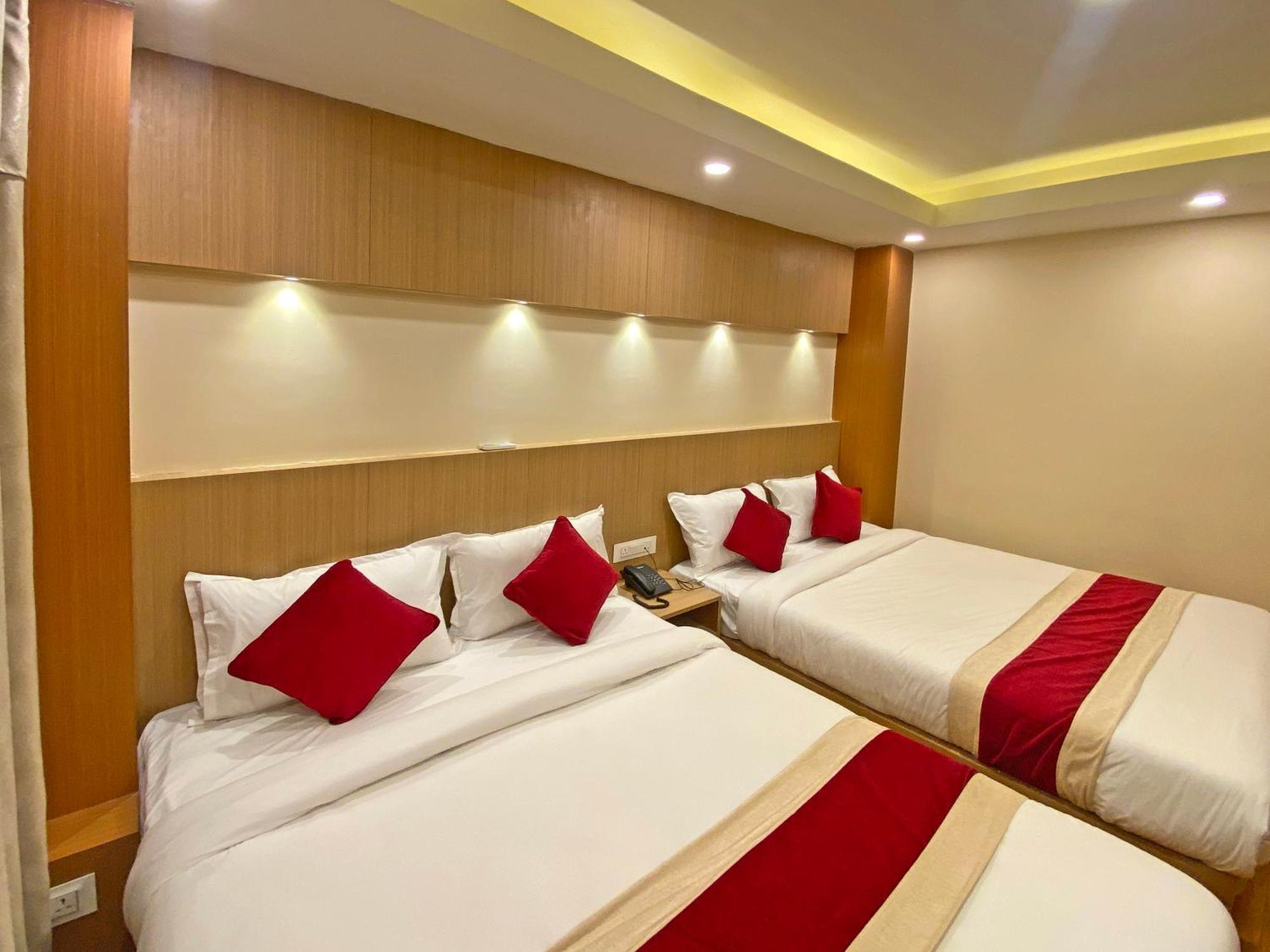 Hotel Nilakantha Pvt. Ltd Katmandu Dış mekan fotoğraf
